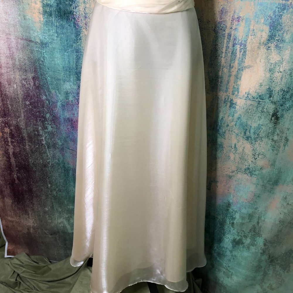 NWT  📌Eureka USA Stunning Chiffon Ball - Formal - Bridesmaid - Prom  GOWN - Picture 6 of 16